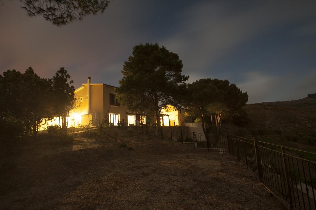 Feudo Del Biviere Villa Santa Ninfa Exterior photo